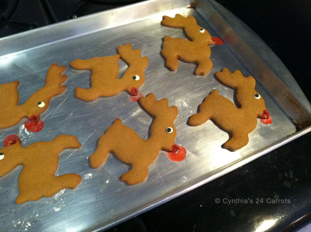 Gingerbread Reindeer Red Noses